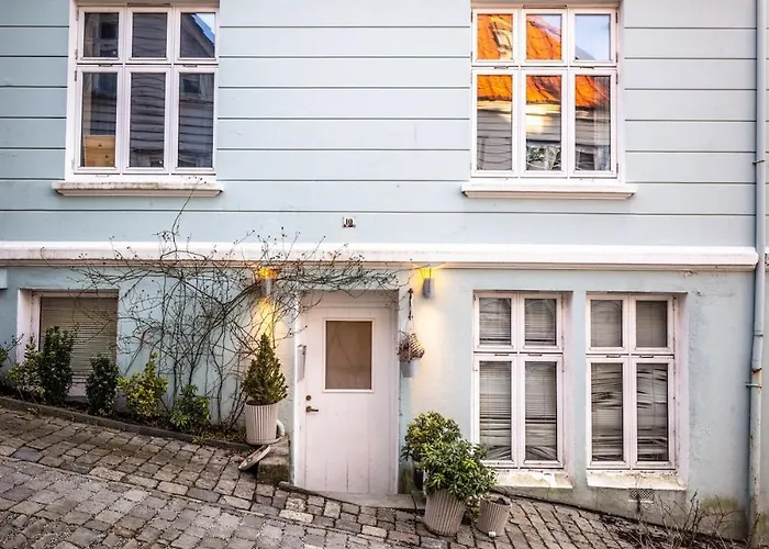 Bergens Nr1 Smau I Enkel Innsjekk I Sjoutsikt * ベルゲン