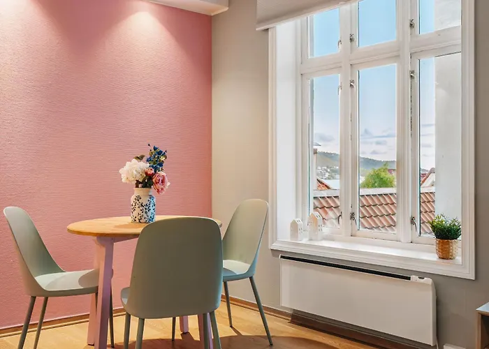 Lägenhet Bergens Nr1 Smau I Enkel Innsjekk I Sjoutsikt Bergen